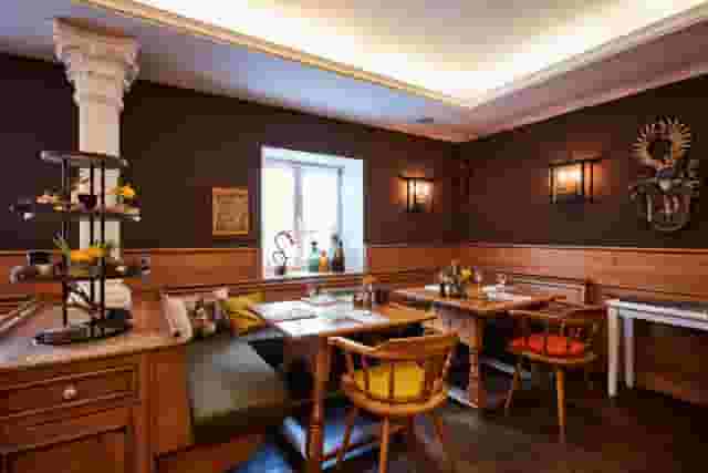 Chemin Room