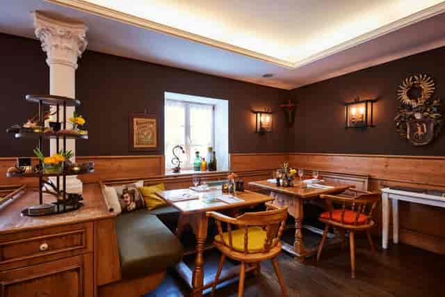 Montgelas Hotel Prinzregent event rustic intimacy