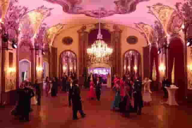 Dinner theater