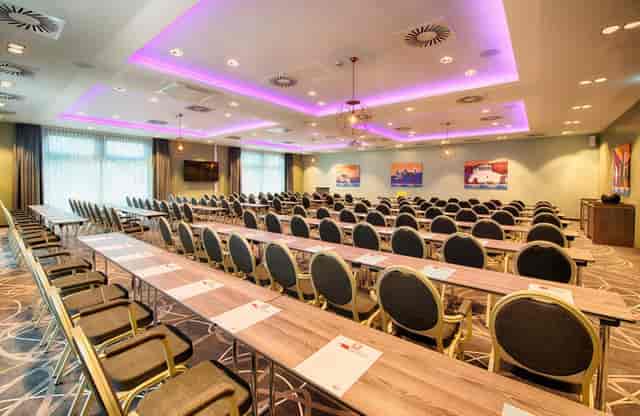 Munich R4 ballroom conference event
