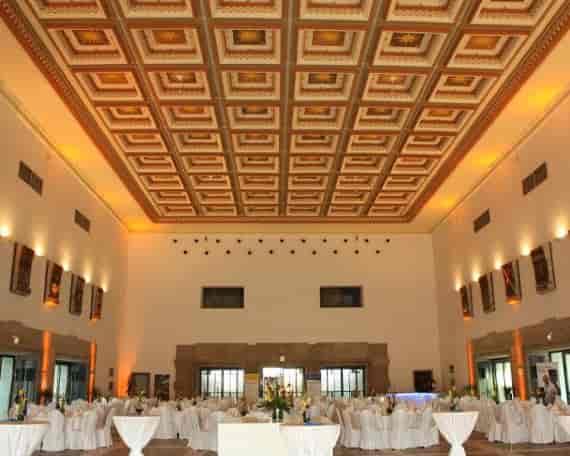 Wappenhalle ornate ceiling banquet conference