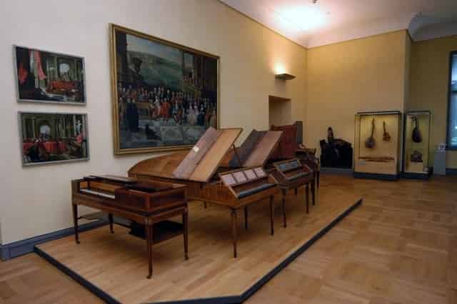 Mars-Venus Hall