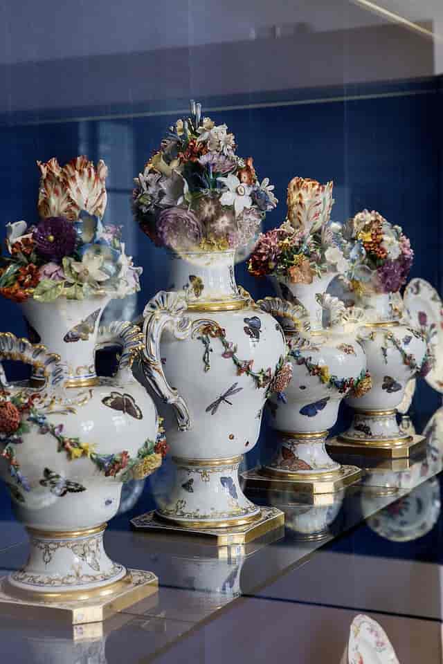 Nymphenburg porcelain vase, floral, butterflies, luxury event
