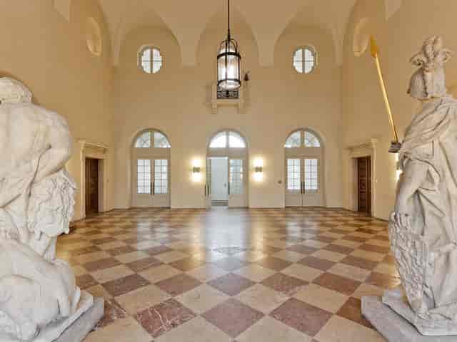 Nymphenburg Orangeriesaal checkered floor reception event