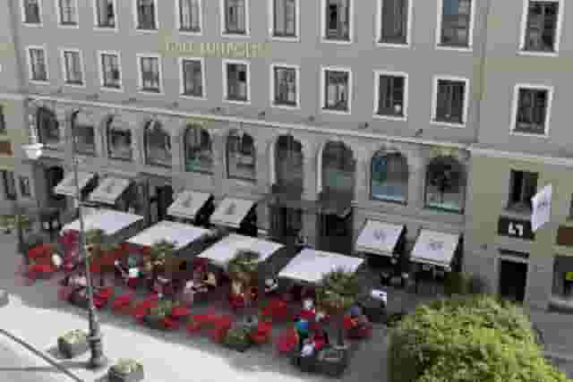Breakfast restaurant