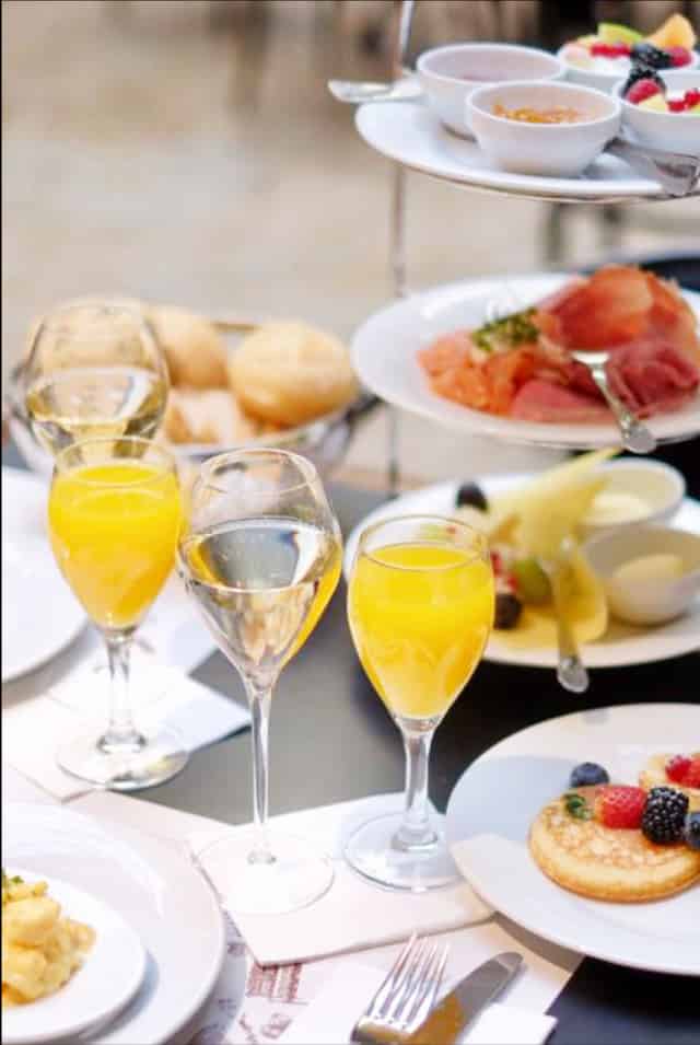 Breakfast restaurant