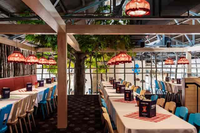 Jäger Bar Munich Brauhaus: Rustic event space for corporate gatherings and group dining.