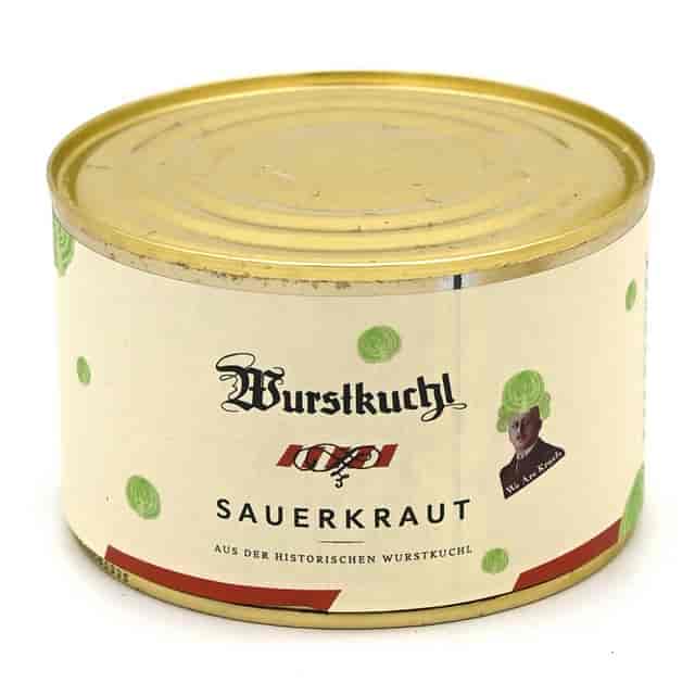 Canned catering at Historische Wurstkuchl, corporate event food risk.