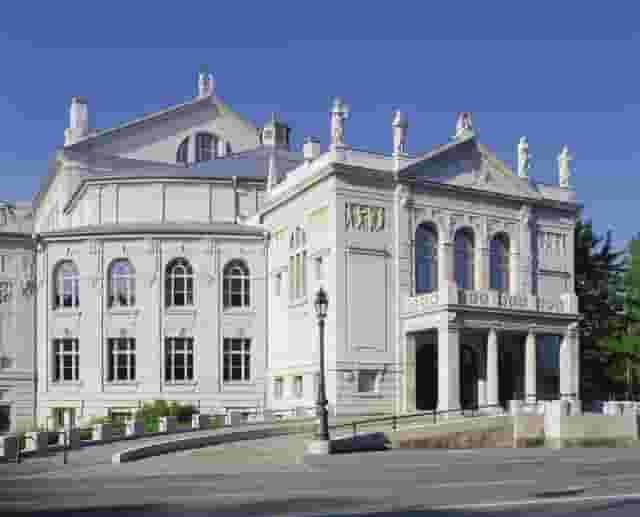 Großes Haus
