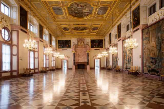 Einsäulensaal