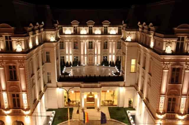 Luxury Cofetăria Continental venue, perfect for exclusive gala and premium incentive events.