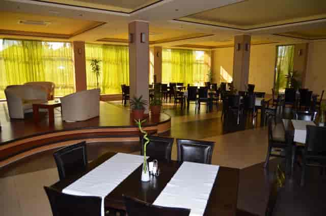 Corporate event venue at Complex Turistic Miorita with open-concept lounge for business meetings.