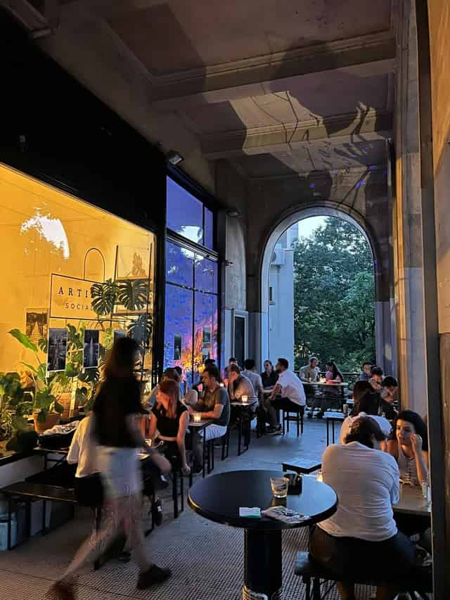 Wine bar