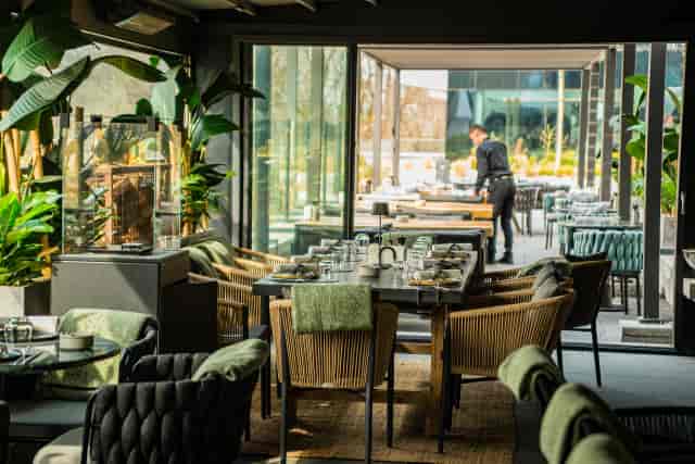 Élephante Bucharest: Biophilic indoor-outdoor venue for corporate luncheons and networking events.