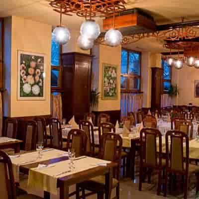 Hotel Irisa banquet suite featuring high-density table seating for plated dinners and luncheons.