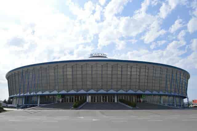 ROMEXPO Pavilion B2 facade, a large-scale exhibition venue for trade shows and conferences.