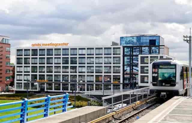 Aristo Amsterdam meeting venue with transit access for corporate events and conference planning.
