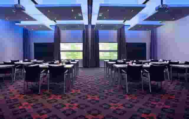 bar/lounge