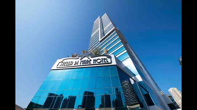 Lalique Ballroom glass facade: modern corporate conference venue and executive retreat in Dubai.