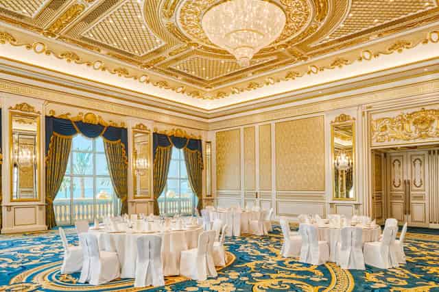 Grand Salon Maximilian Ballroom