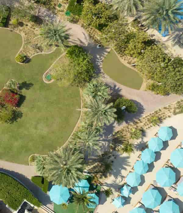 Beachfront Lawn at Kempinski Palm Jumeirah for corporate retreats and networking events.