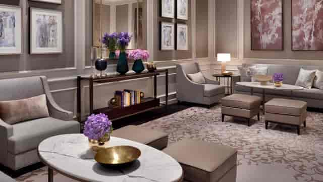 VIP breakout suite in Kempinski Dubai: upscale meeting room for executive consultations, networking.