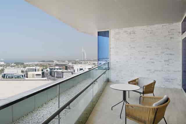 Mistral VIP breakout space with balcony view, ideal for networking and corporate events.