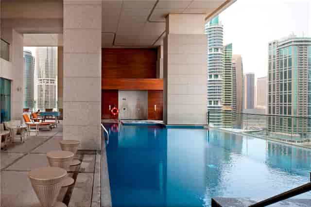 Gemino terrace at voco Bonnington Dubai for executive mixers and networking events.