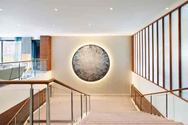 Modern staircase in Hotel Okura Amsterdam, ideal for elegant events and networking.