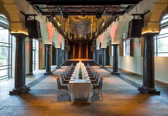 Stylish event space at Hotel Arena Amsterdam for corporate gatherings and formal dinners.