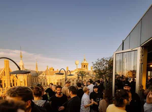rooftop bar