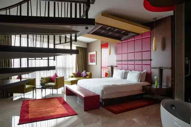 Luxury meeting room at Jumeirah Creekside Hotel with modern decor for executive business events.