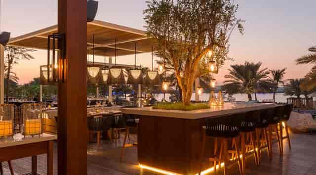 Sunset outdoor venue at Bussola W Dubai for upscale cocktail receptions and VIP networking events.
