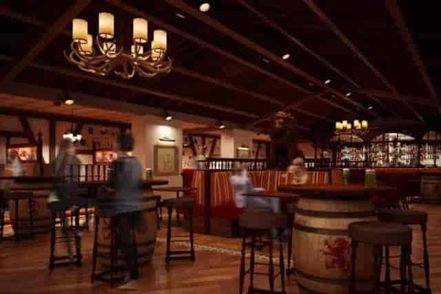 The Red Lion - Metropolitan Hotel Dubai ...