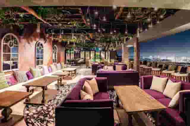 Eve Penthouse & Lounge