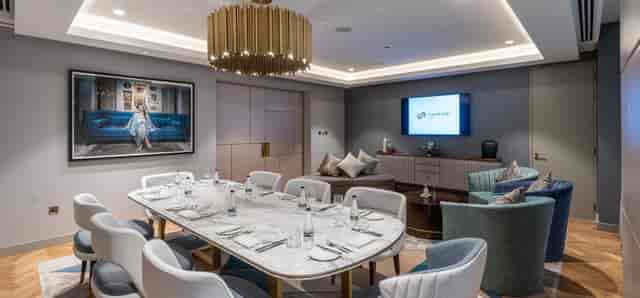 Lapis Meeting Room boardroom for executive strategy sessions and VIP corporate dinners.