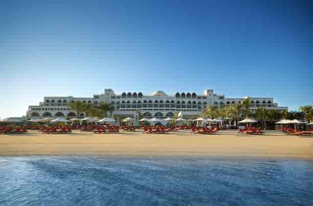 Luxury beachfront resort, Lapis Meeting Room, incentive travel and corporate retreat venue.