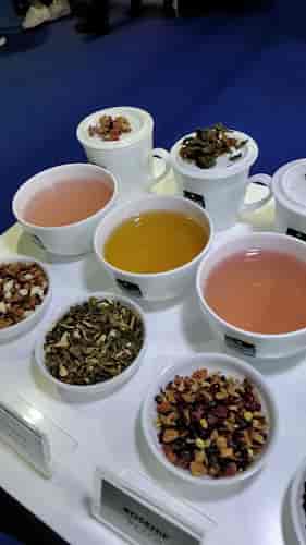 Tea service with loose-leaf varieties at a Dubai World Trade Center wellness breakout session.
