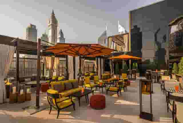Luna Sky Bar