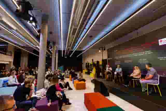 Arts Lounge