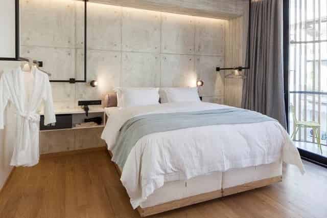 Boulevard Room