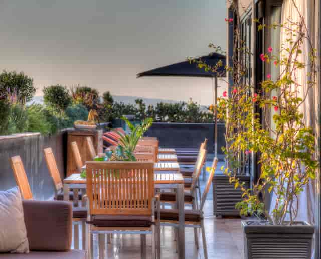 Penthouse 21 rooftop pool bar in Athens, ideal for upscale cocktail receptions and event venues.