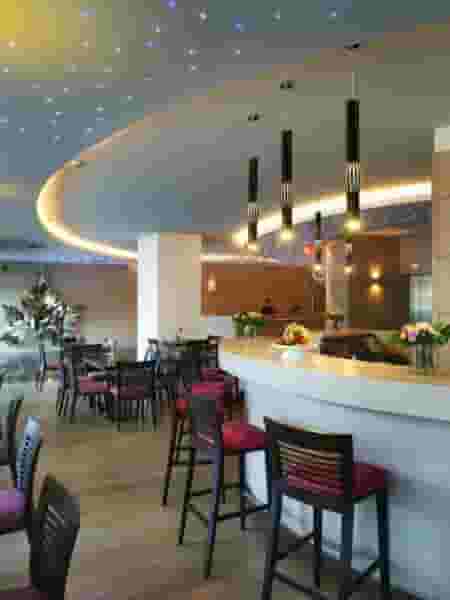 Meeting Rooms