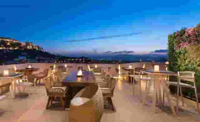 Thea Terrace Bar & Restaurant