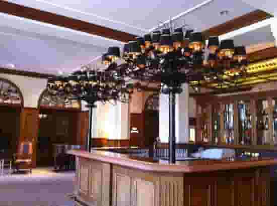bar