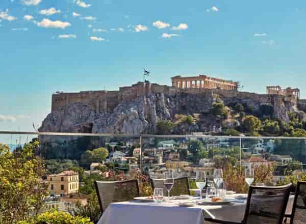 M Bar restaurant venue with iconic city views for corporate incentive events and gala dinners.