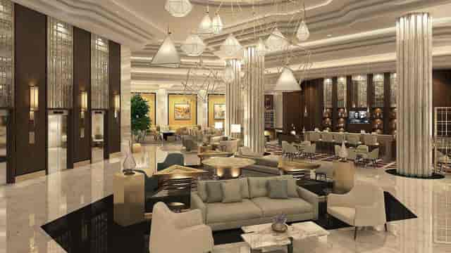 Modern luxury hotel lobby in Diriyah, Riyadh, perfect for executive networking and VIP events.