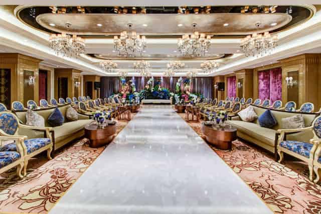 Banquet hall