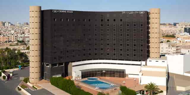 Janadriyah Hall at Crowne Plaza Riyadh: Spacious venue for corporate conferences and events.