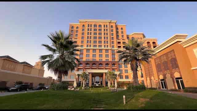 Luxury Neom resort in Riyadh with grand exterior, perfect for executive retreats and events.
